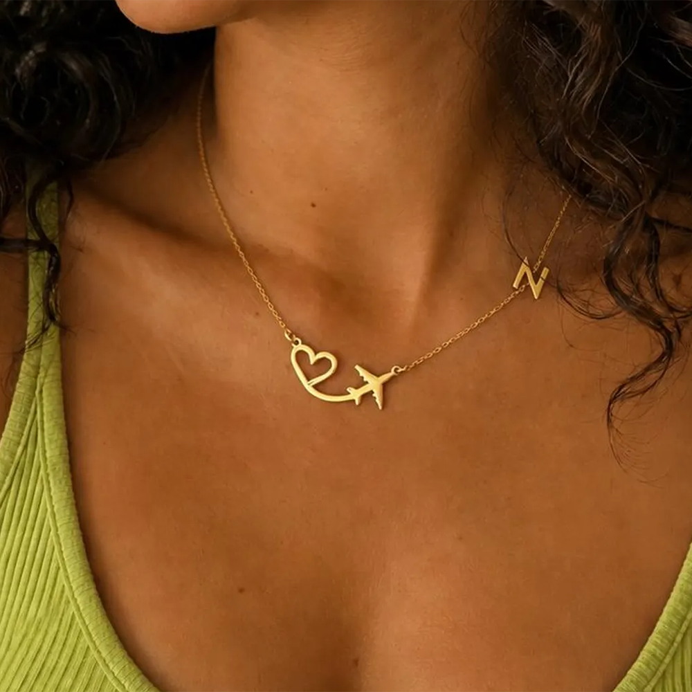 Personalized Heart Airplane In - Name Necklace Custom recension och pris