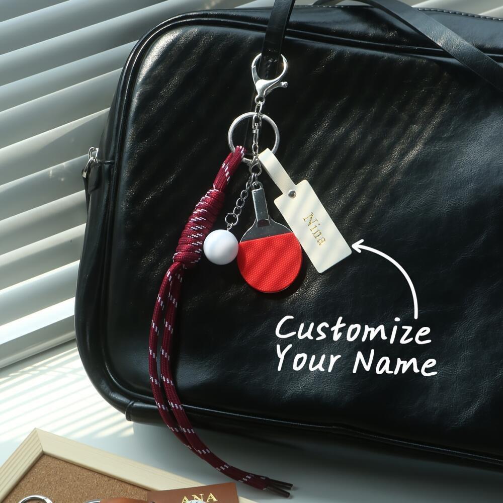 Customized Name Sports Themed  - Monogram Keychain Leather recension och pris