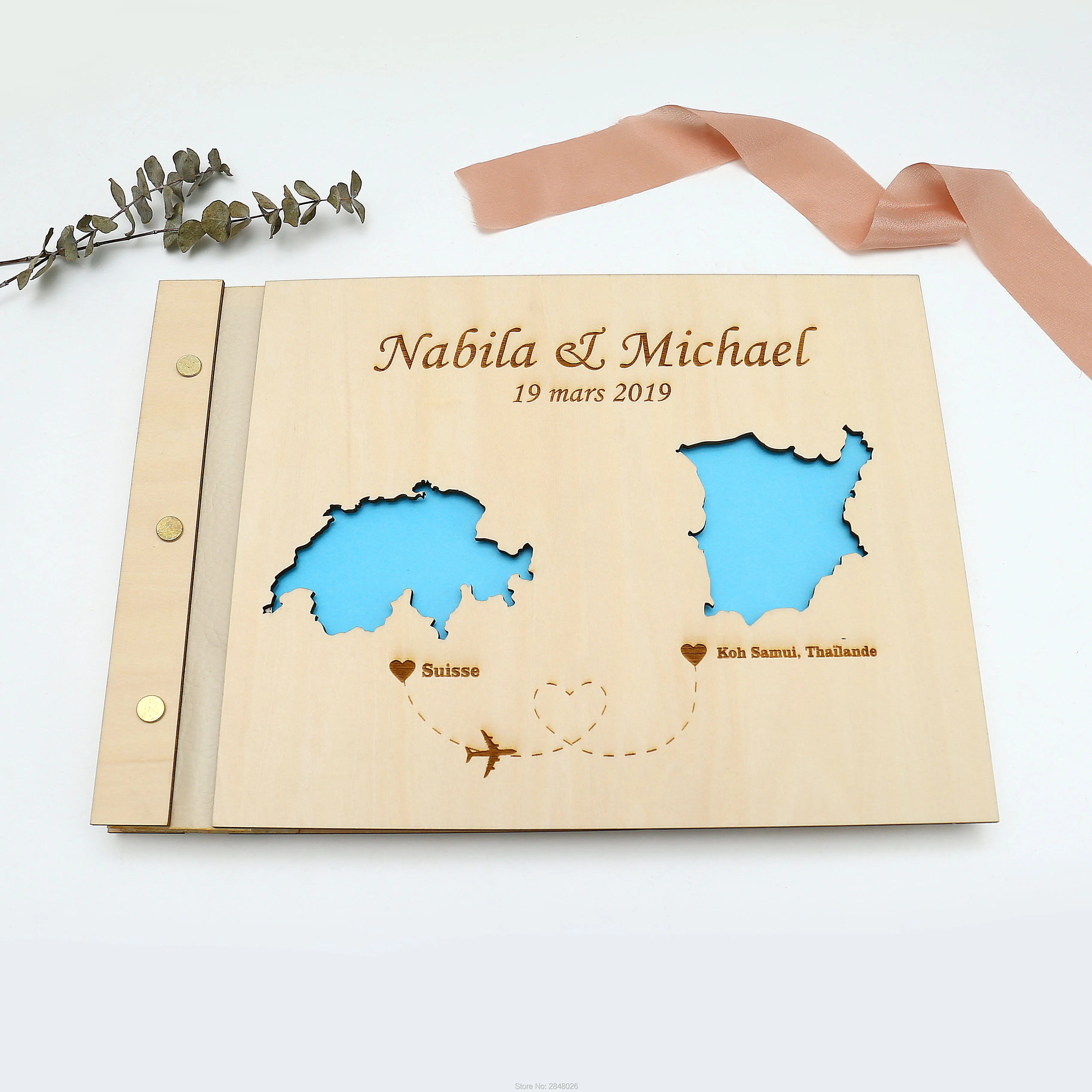 Rustic engraved wedding guestb - Custom Star Map recension och pris